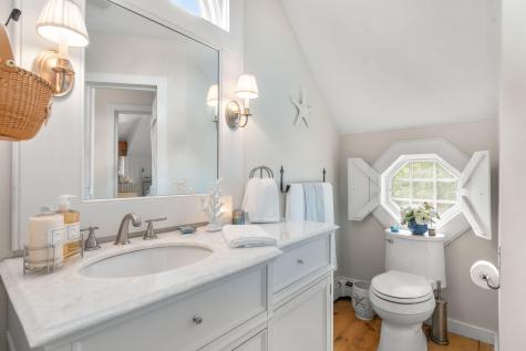 28 Flying Cloud Circle Mashpee MA 02649