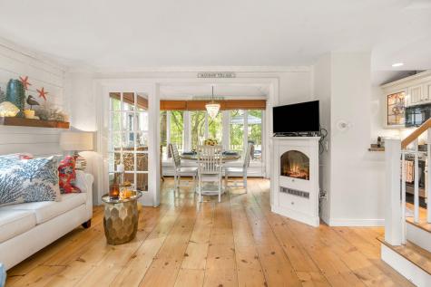 28 Flying Cloud Circle Mashpee MA 02649