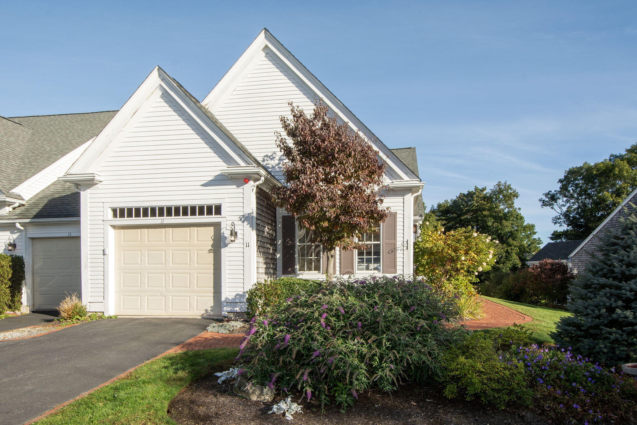 11 Stratford Ridge Mashpee MA 02649