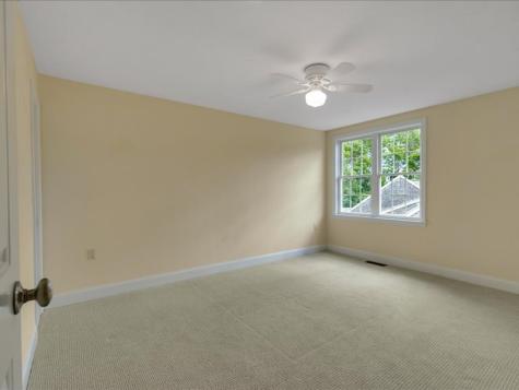 11 Stratford Ridge Mashpee MA 02649