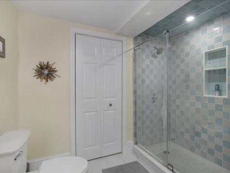 11 Stratford Ridge Mashpee MA 02649