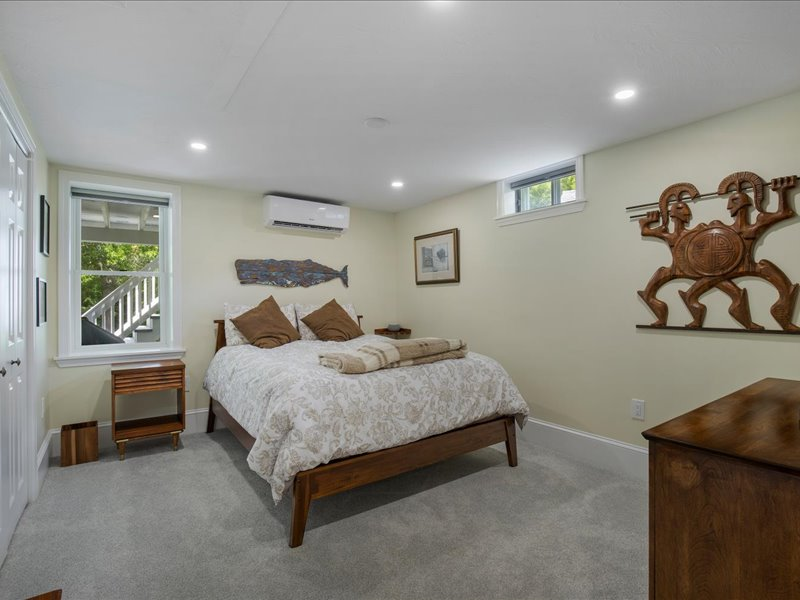 11 Stratford Ridge Mashpee MA 02649