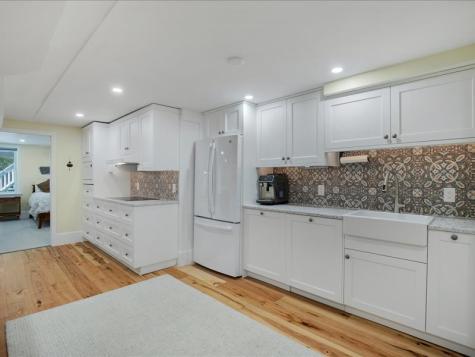 11 Stratford Ridge Mashpee MA 02649