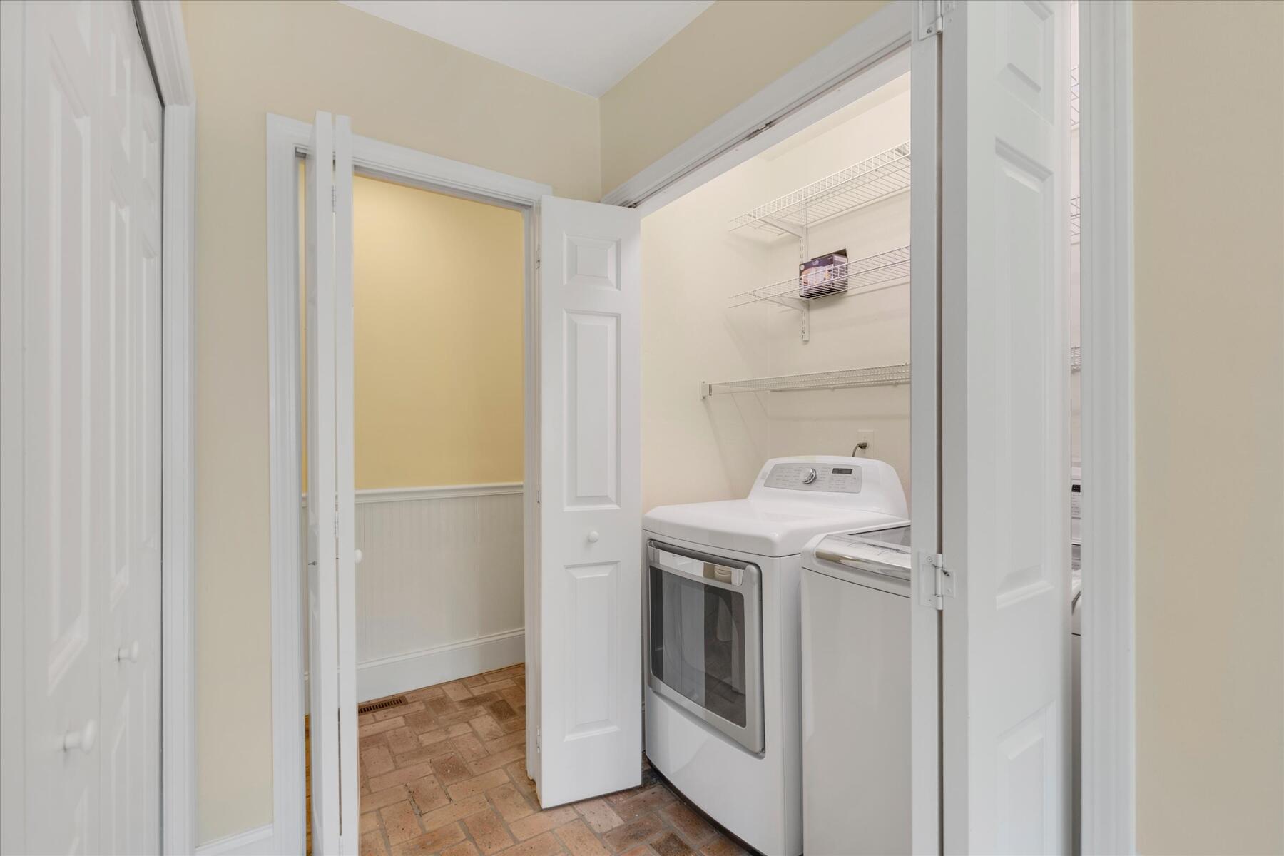 11 Stratford Ridge Mashpee MA 02649