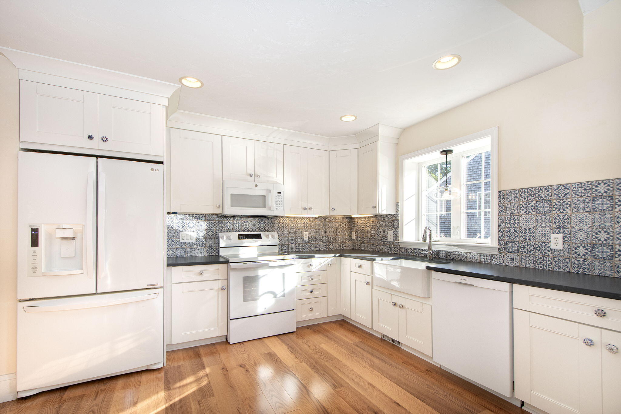 11 Stratford Ridge Mashpee MA 02649