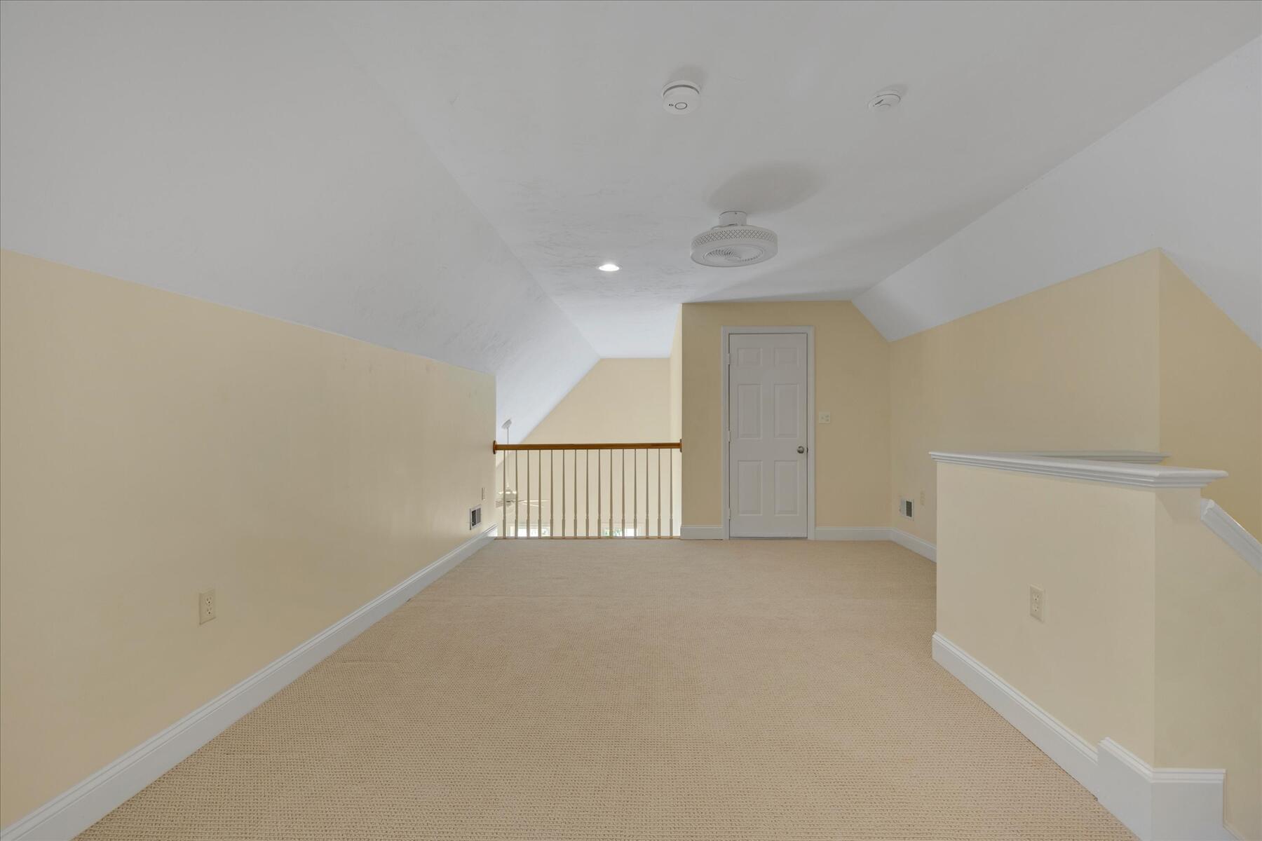 11 Stratford Ridge Mashpee MA 02649