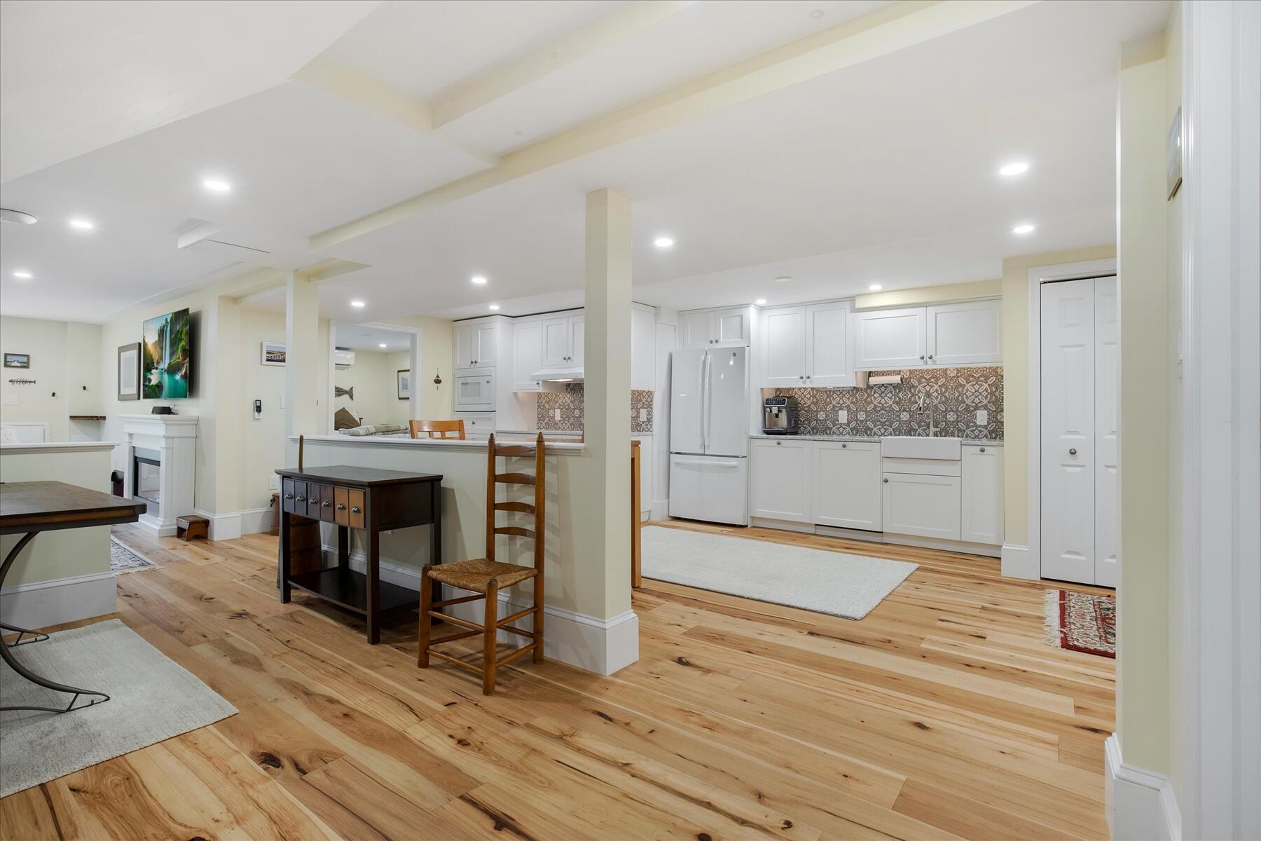 11 Stratford Ridge Mashpee MA 02649
