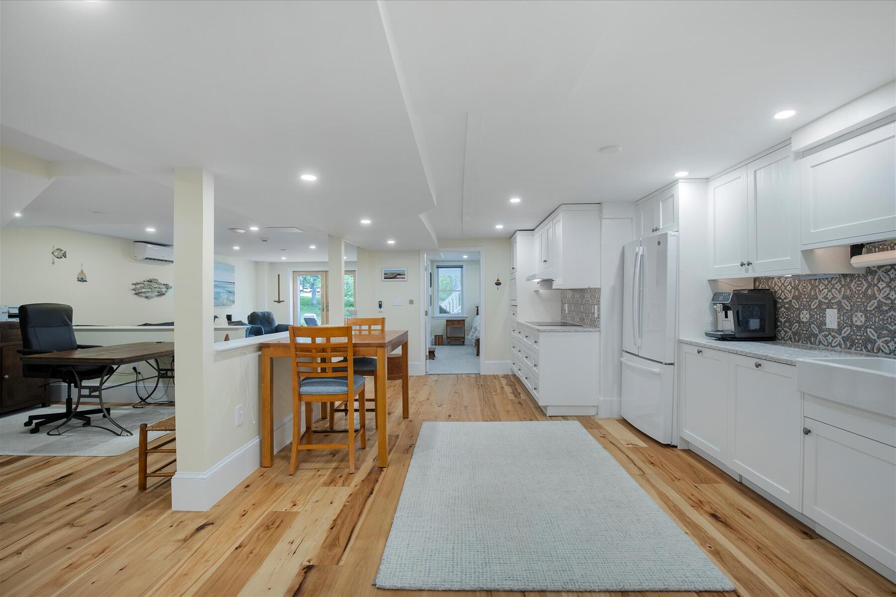 11 Stratford Ridge Mashpee MA 02649