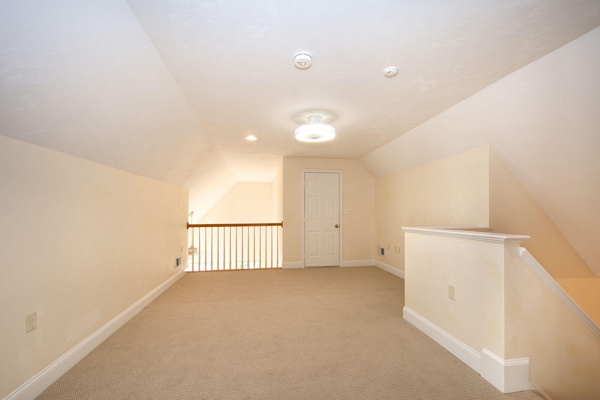 11 Stratford Ridge Mashpee MA 02649