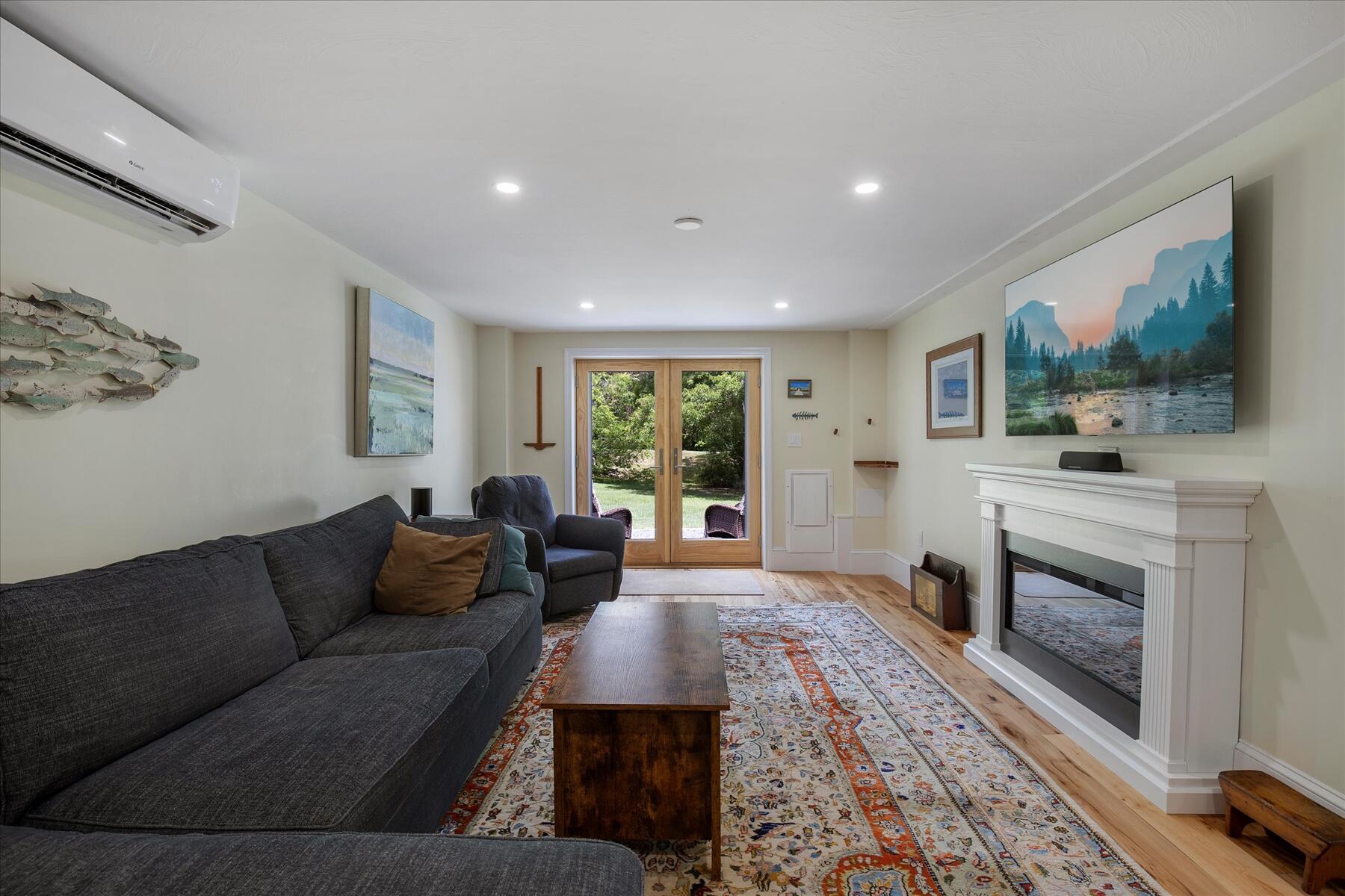 11 Stratford Ridge Mashpee MA 02649