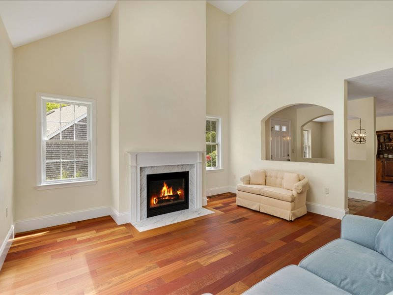 11 Stratford Ridge Mashpee MA 02649