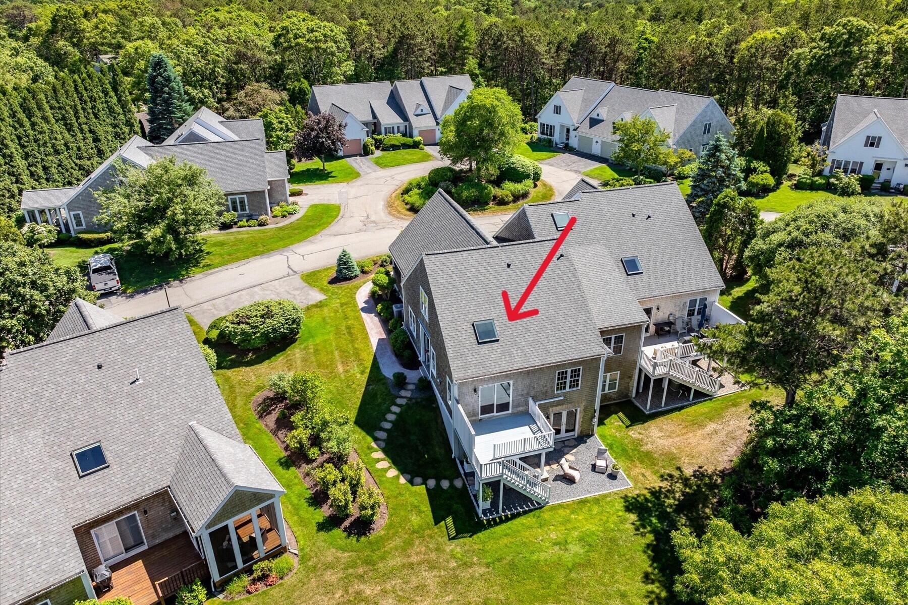 11 Stratford Ridge Mashpee MA 02649