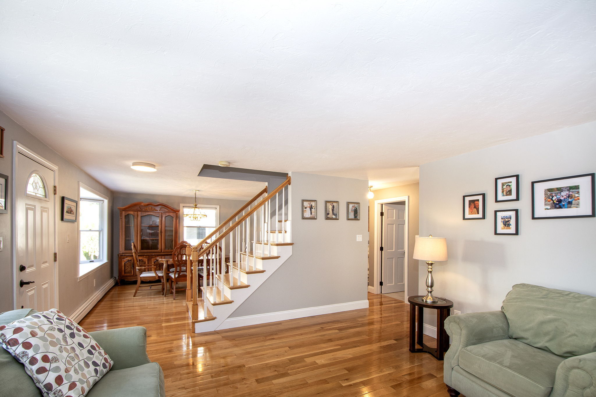 11 Stratford Ridge Mashpee MA 02649