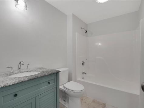 11 Stratford Ridge Mashpee MA 02649