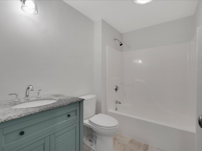 11 Stratford Ridge Mashpee MA 02649
