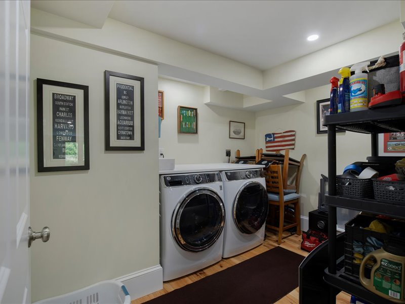 11 Stratford Ridge Mashpee MA 02649