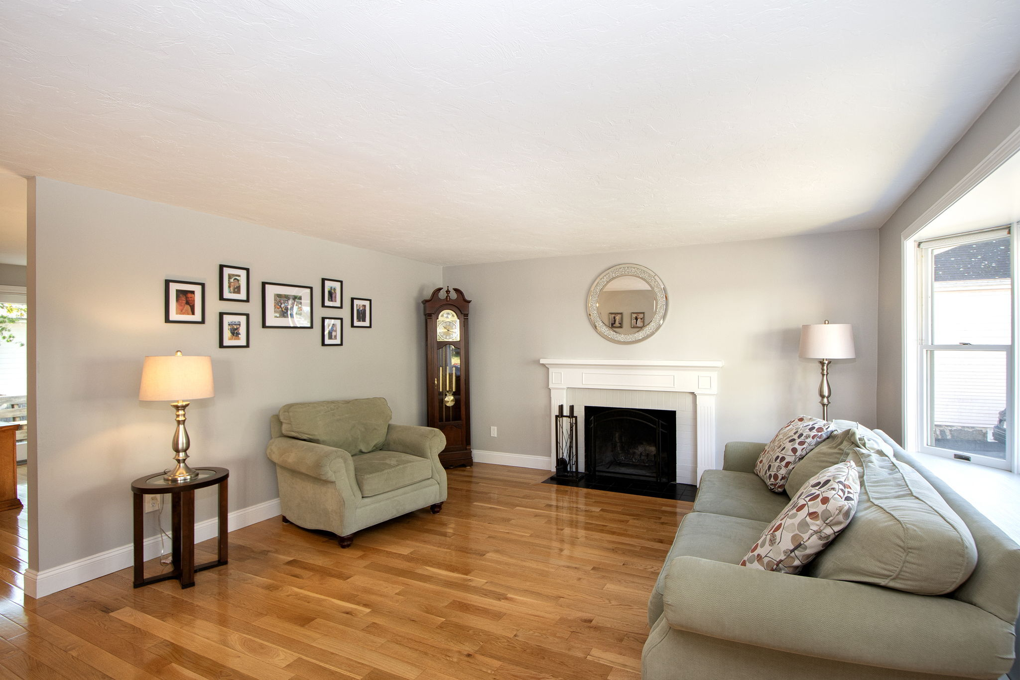11 Stratford Ridge Mashpee MA 02649