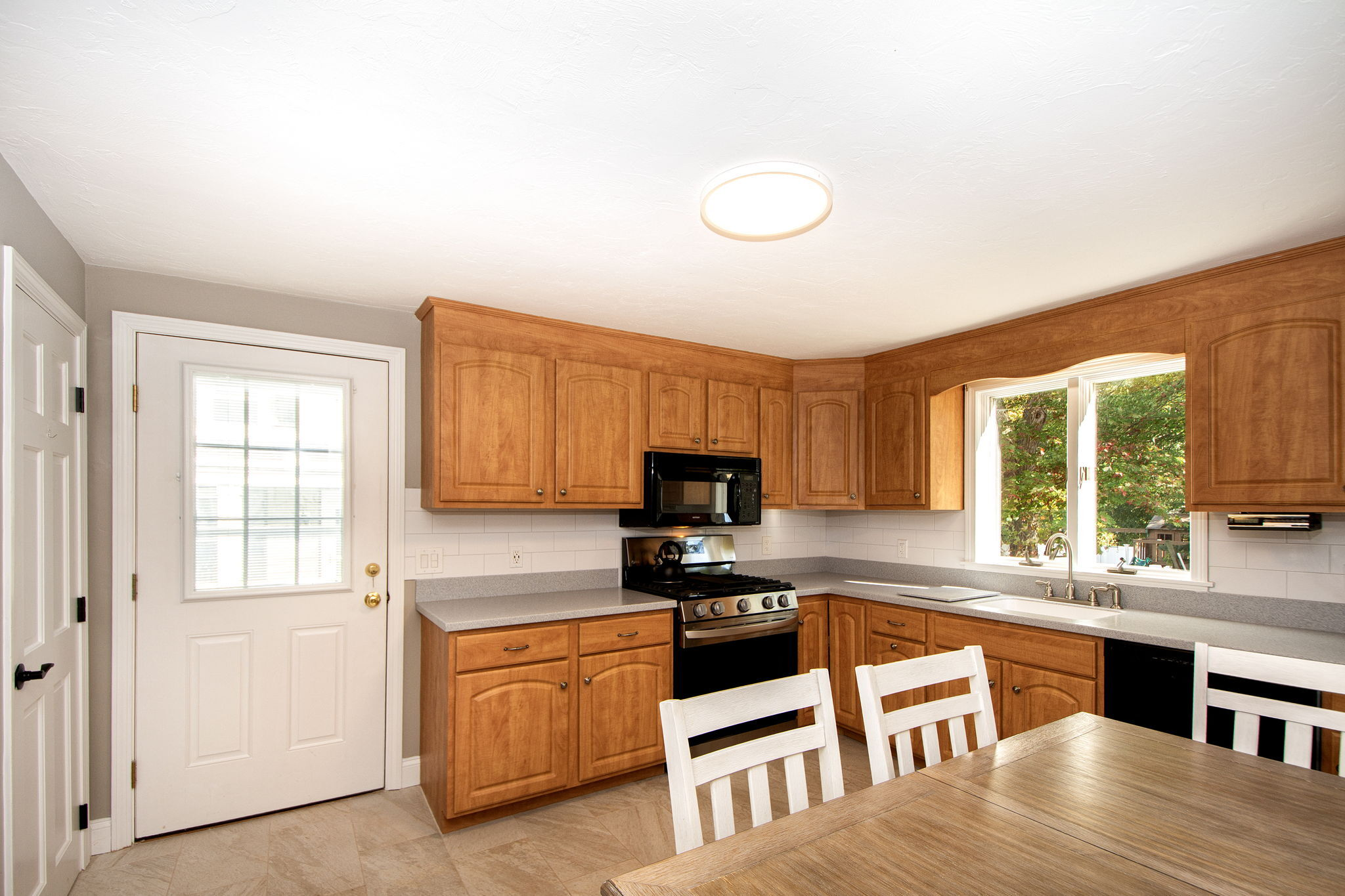 11 Stratford Ridge Mashpee MA 02649