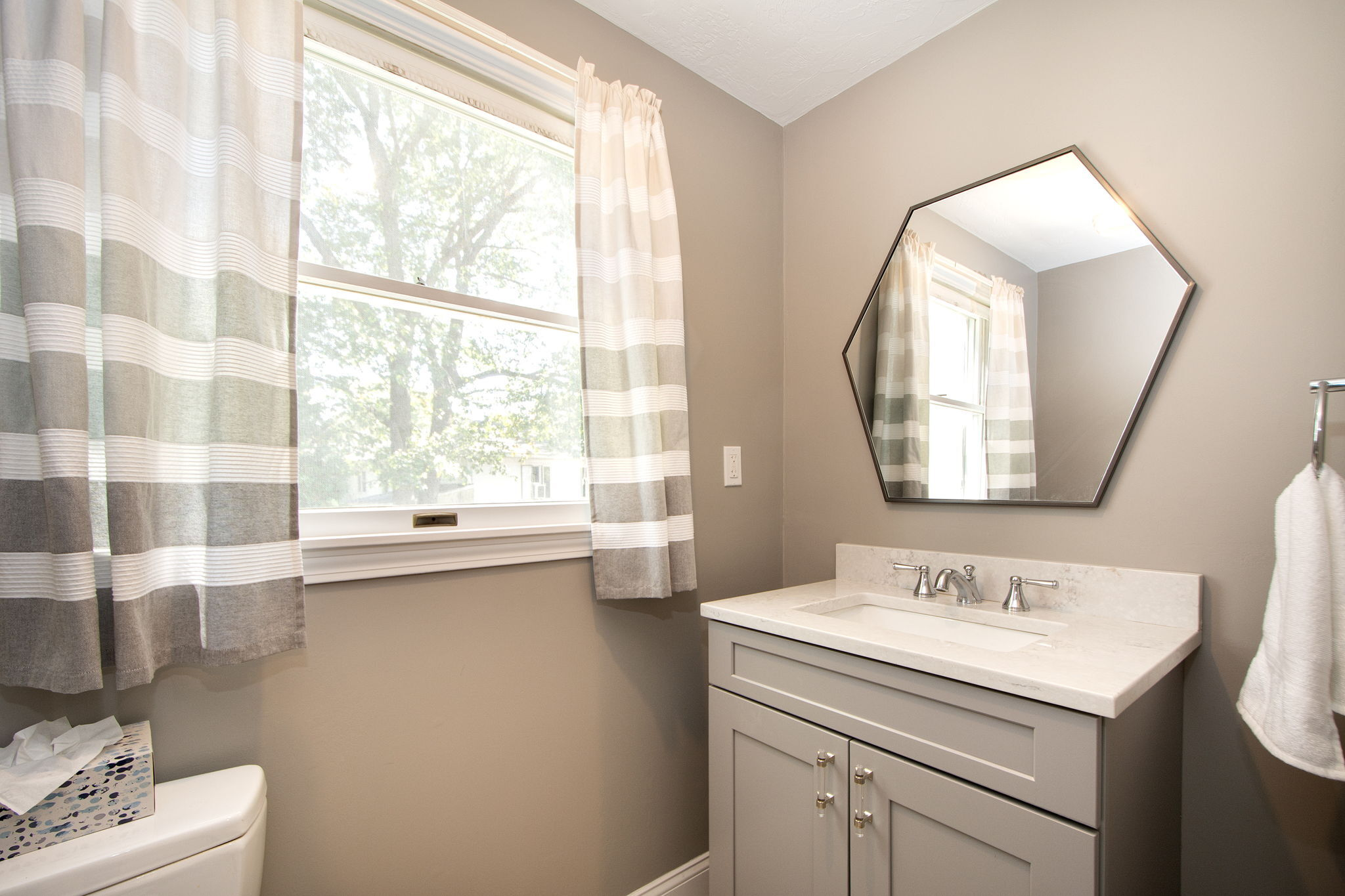 11 Stratford Ridge Mashpee MA 02649