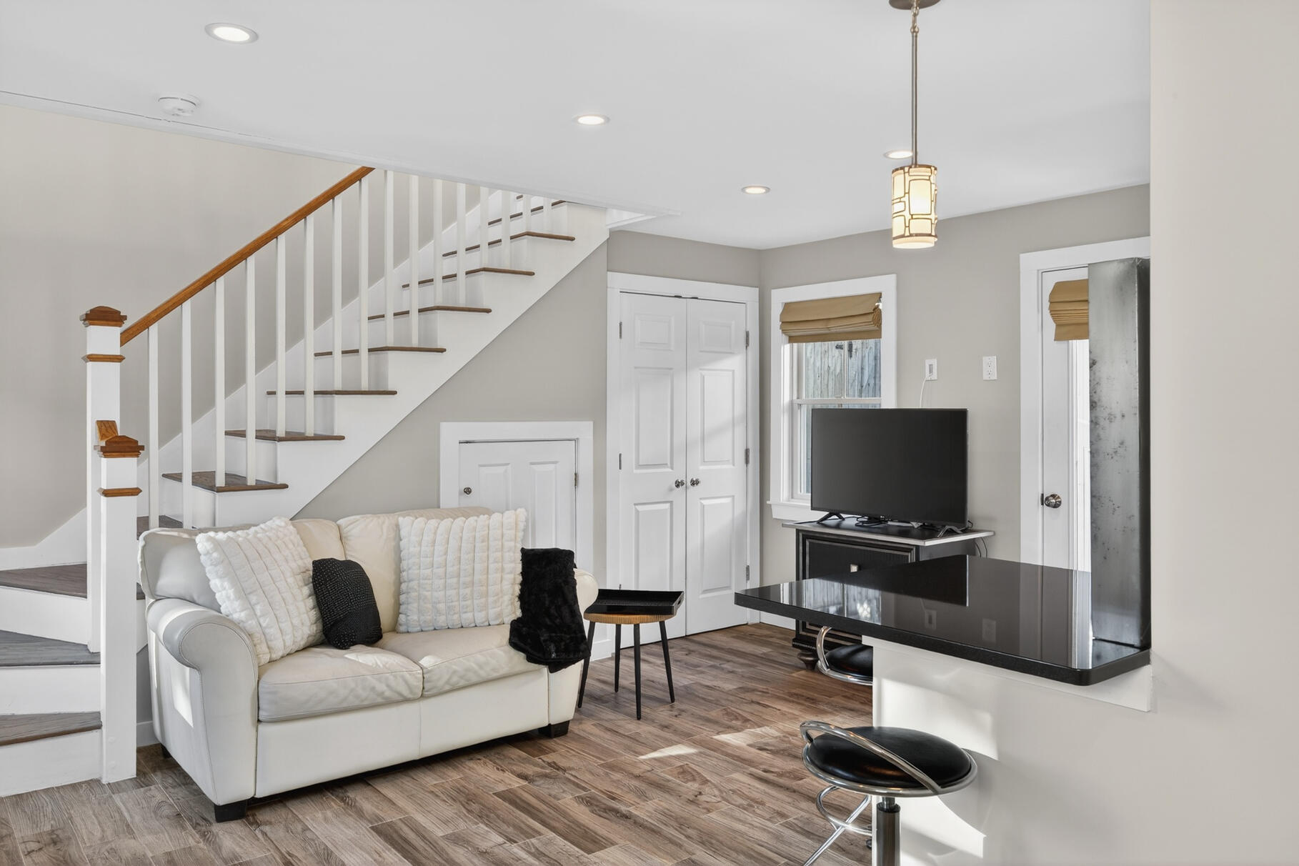 16 Conwell Street Provincetown MA 02657