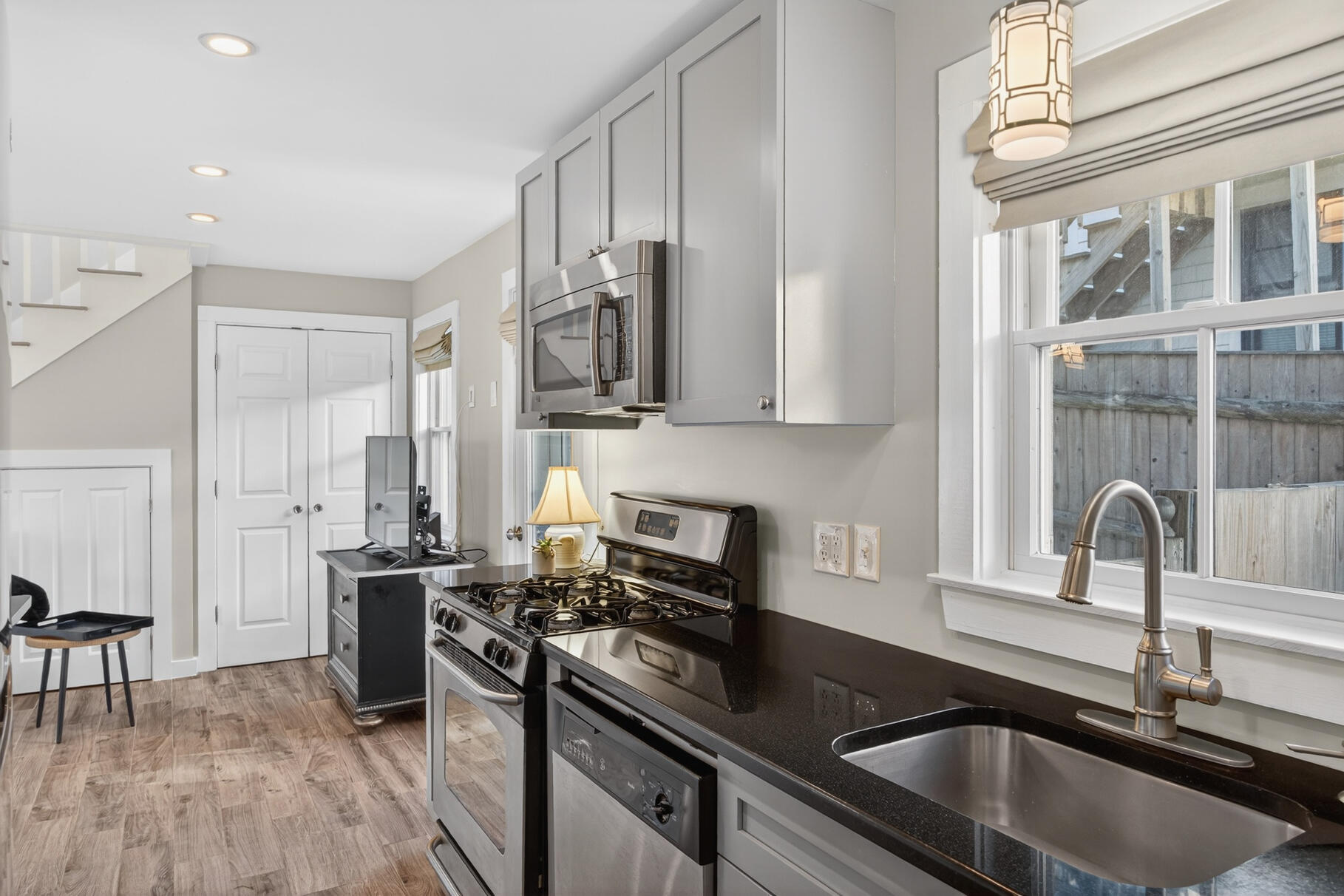 16 Conwell Street Provincetown MA 02657