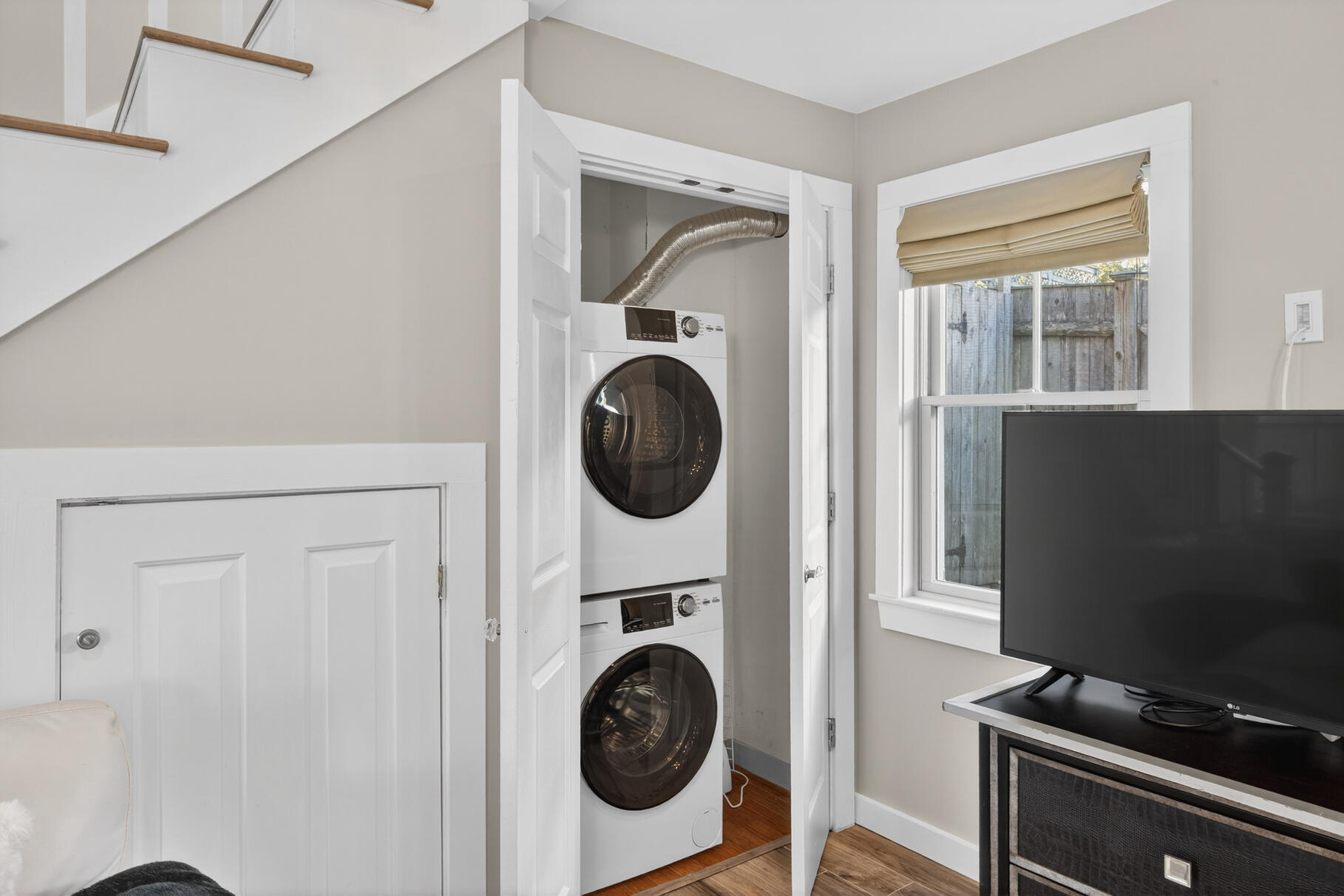 16 Conwell Street Provincetown MA 02657