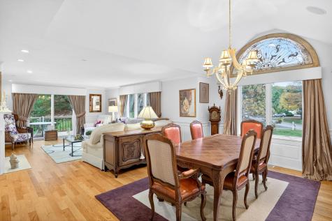 1 Par 3 Court Mashpee MA 02649