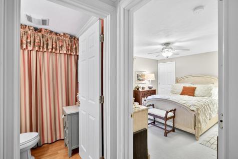 1 Par 3 Court Mashpee MA 02649