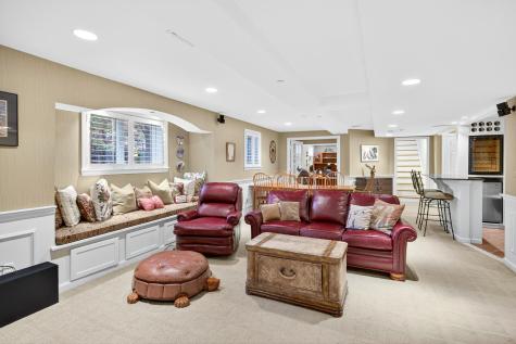 1 Par 3 Court Mashpee MA 02649