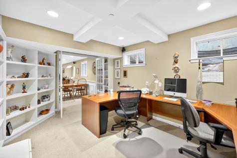 1 Par 3 Court Mashpee MA 02649