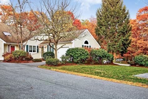 1 Par 3 Court Mashpee MA 02649