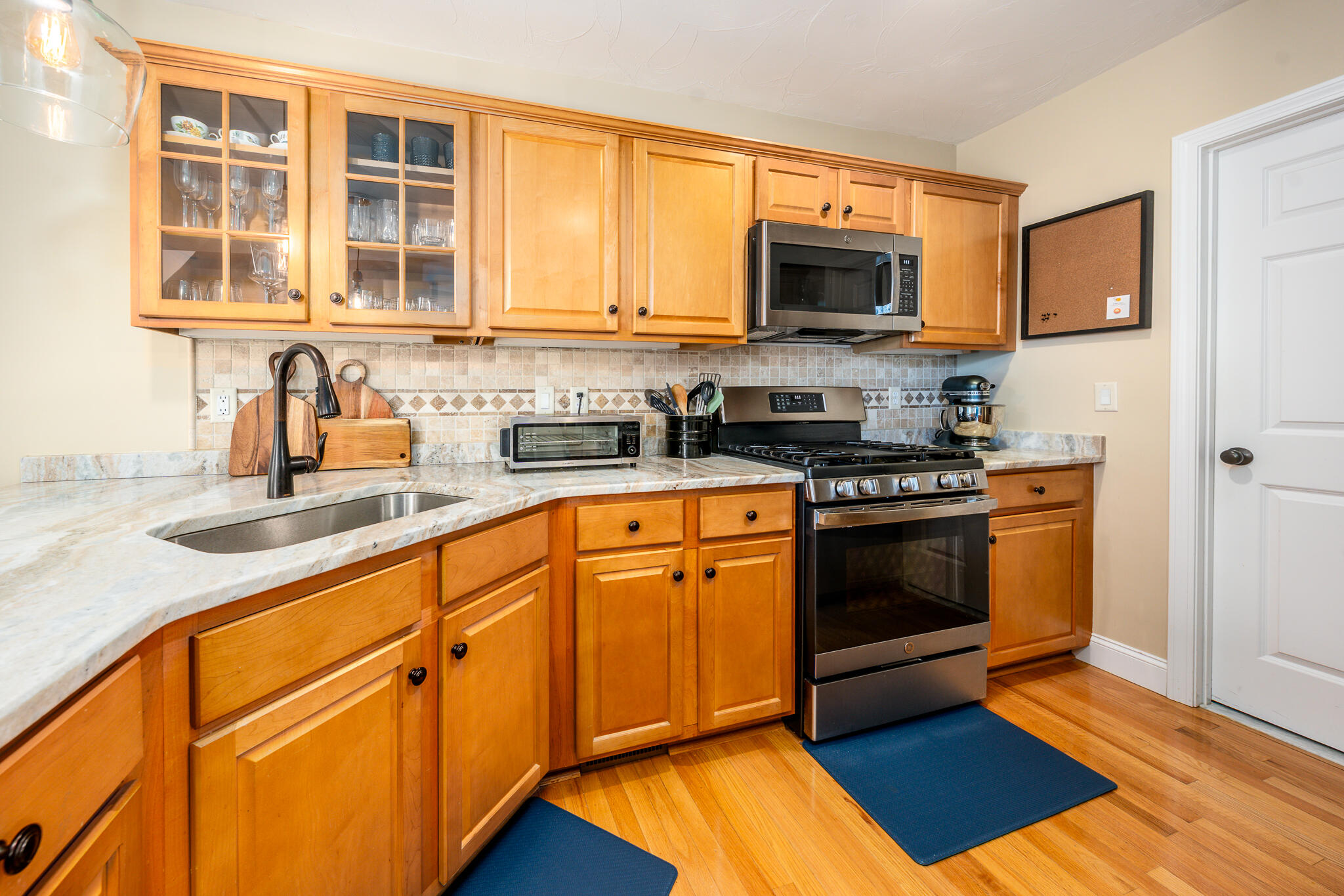 8 Hollyhock Knoll Court Bourne MA 02532