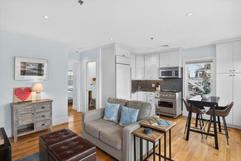 333 Commercial Street Provincetown MA 02657