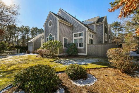 85 Blue Spruce Way Mashpee MA 02649