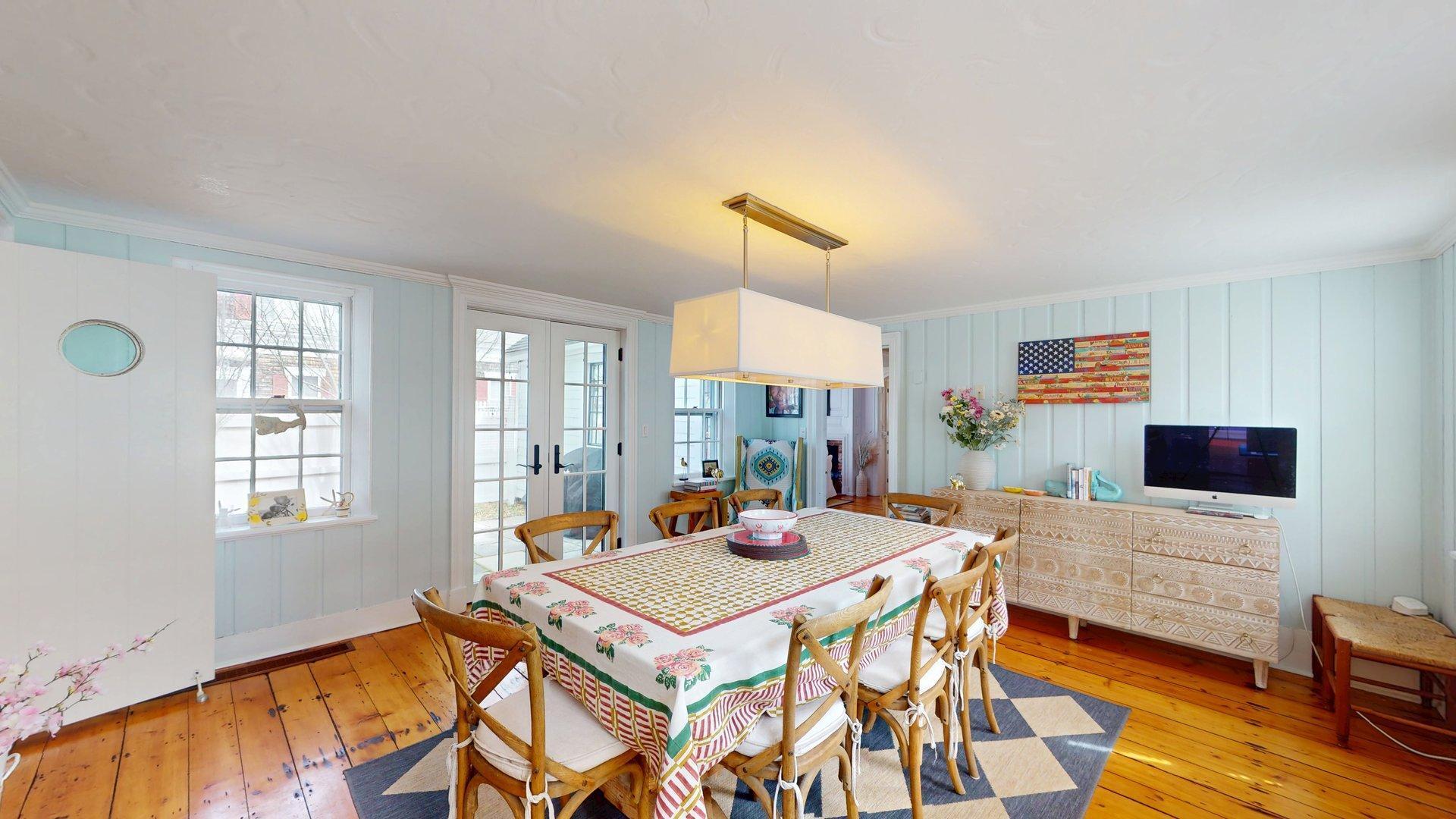54 Commercial Street Provincetown MA 02657