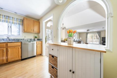 12 Kettle Lane Mashpee MA 02649