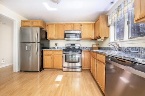 12 Kettle Lane Mashpee MA 02649