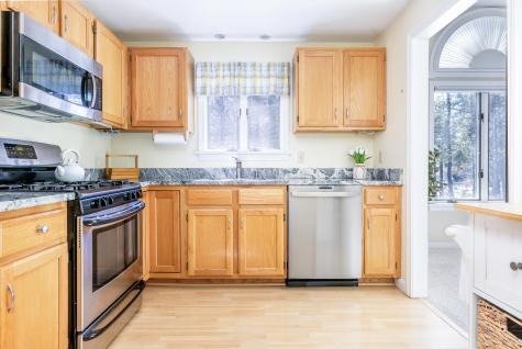 12 Kettle Lane Mashpee MA 02649