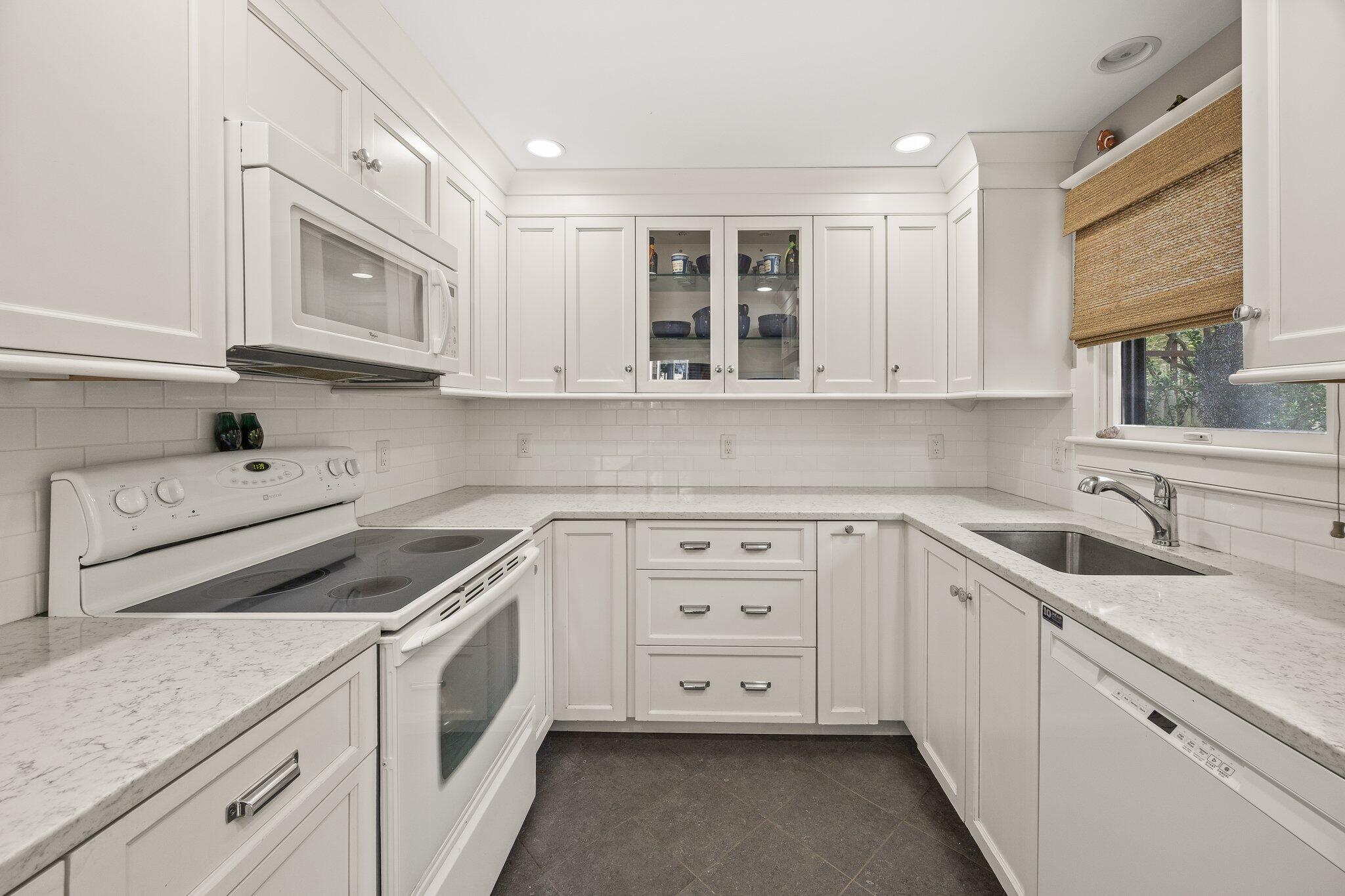 10 Seashore Park Drive Provincetown MA 02657