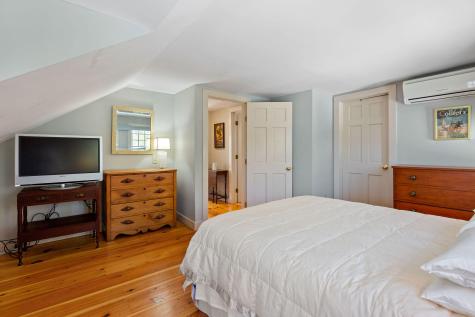 12 Youngs Court Provincetown MA 02657