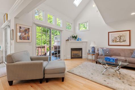 72 Gold Leaf Lane Mashpee MA 02649