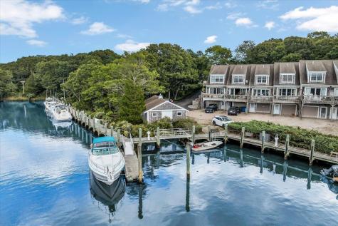 15 Childs River Road Teaticket MA 02536