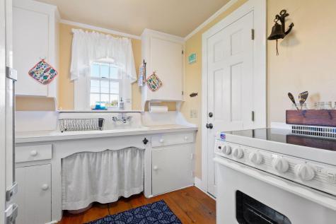 670 Shore Road Truro MA 02666