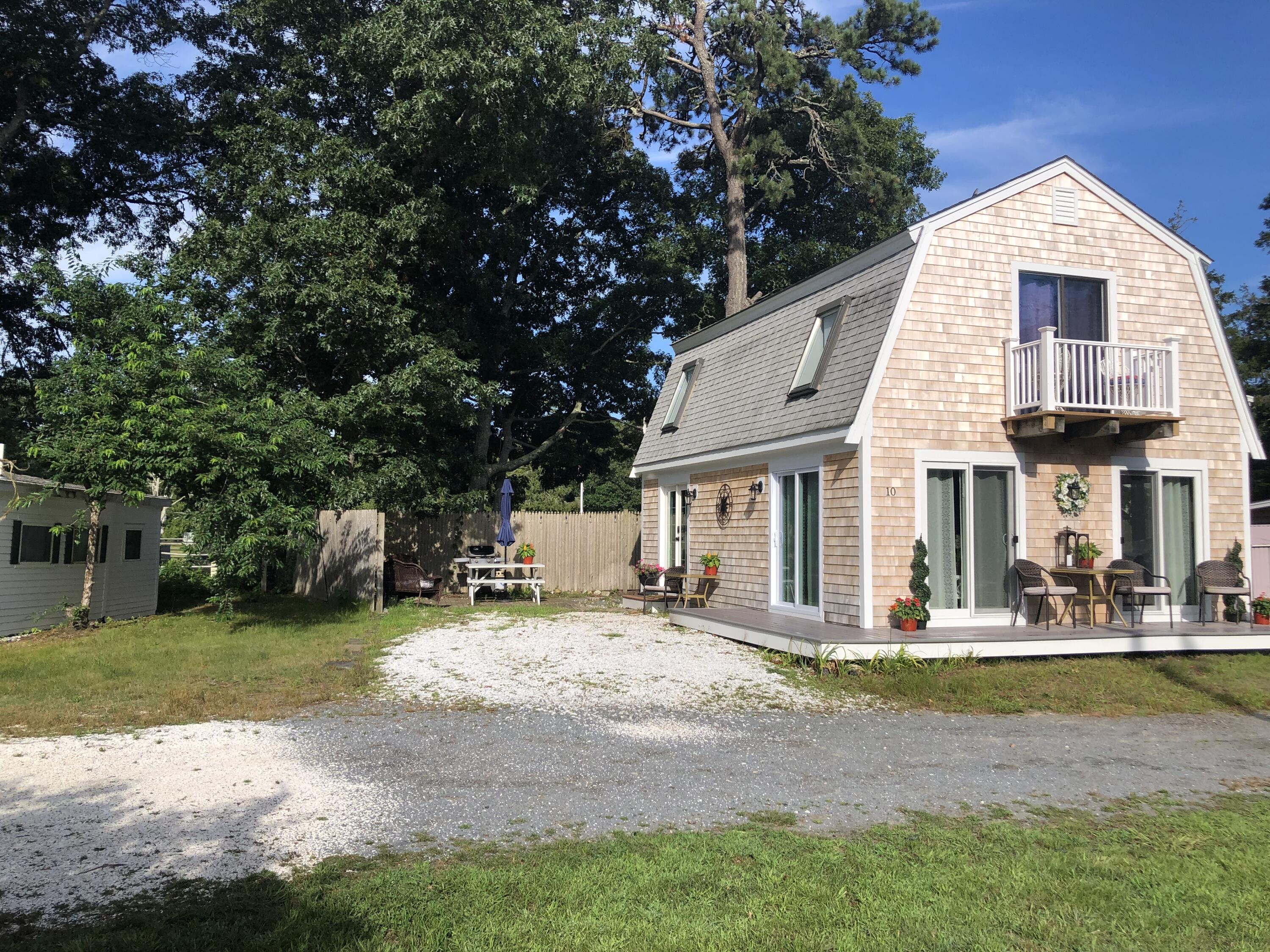 9 Bells Neck Road Harwich MA 02645