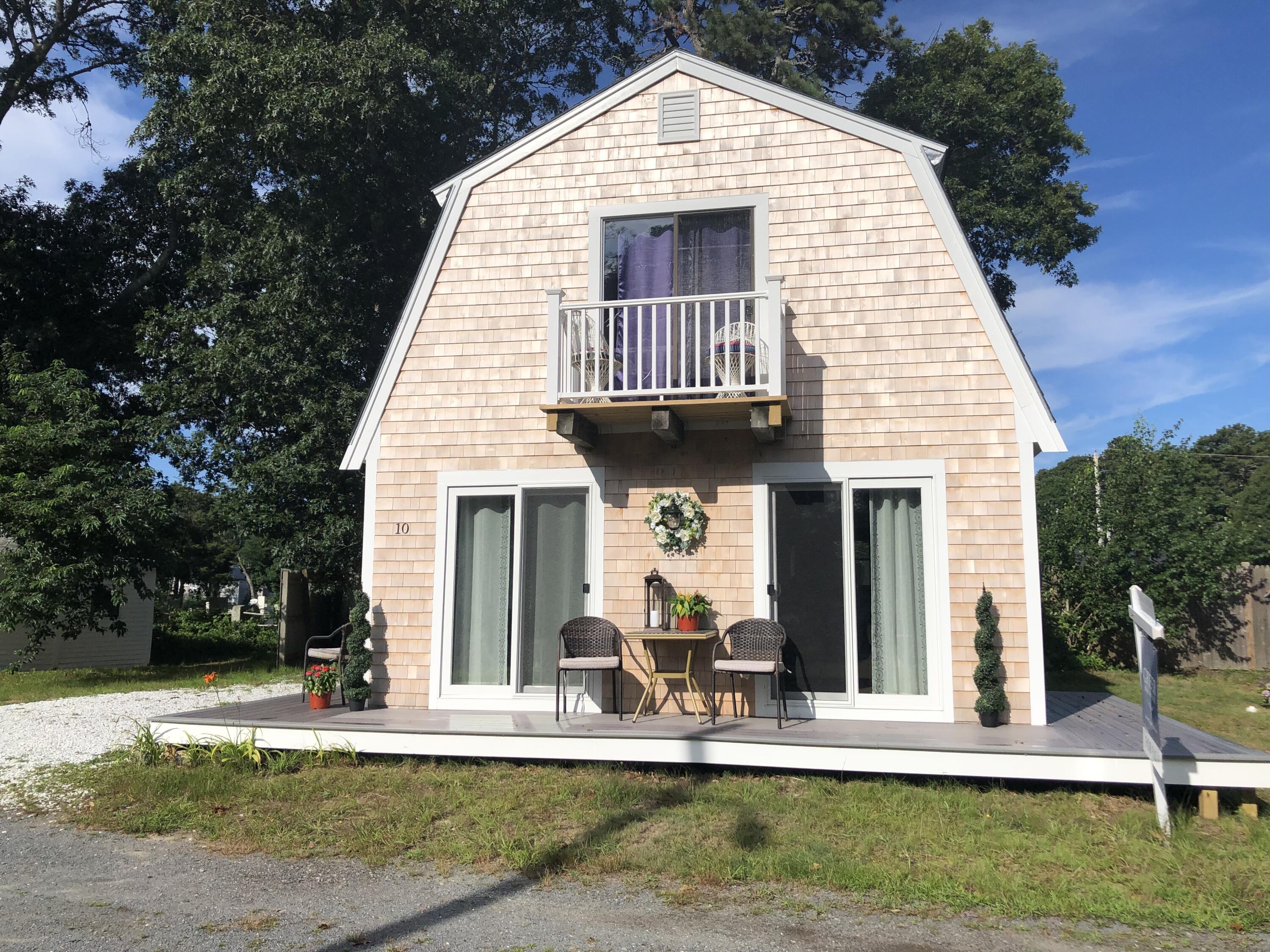 9 Bells Neck Road Harwich MA 02645