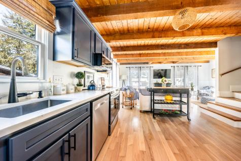 9 Bells Neck Road Harwich MA 02645