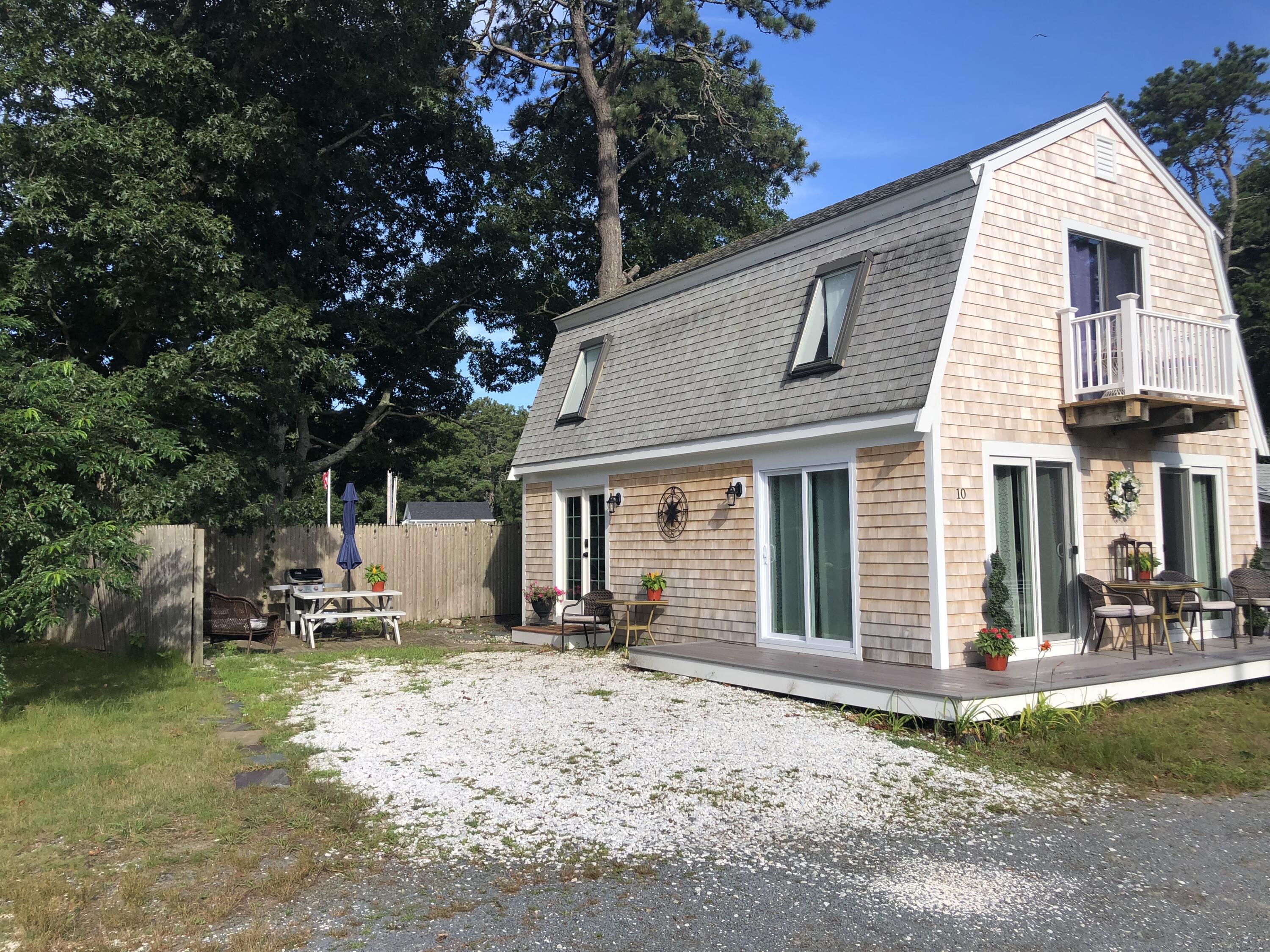 9 Bells Neck Road Harwich MA 02645