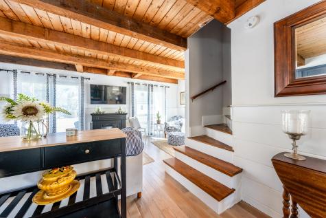 9 Bells Neck Road Harwich MA 02645