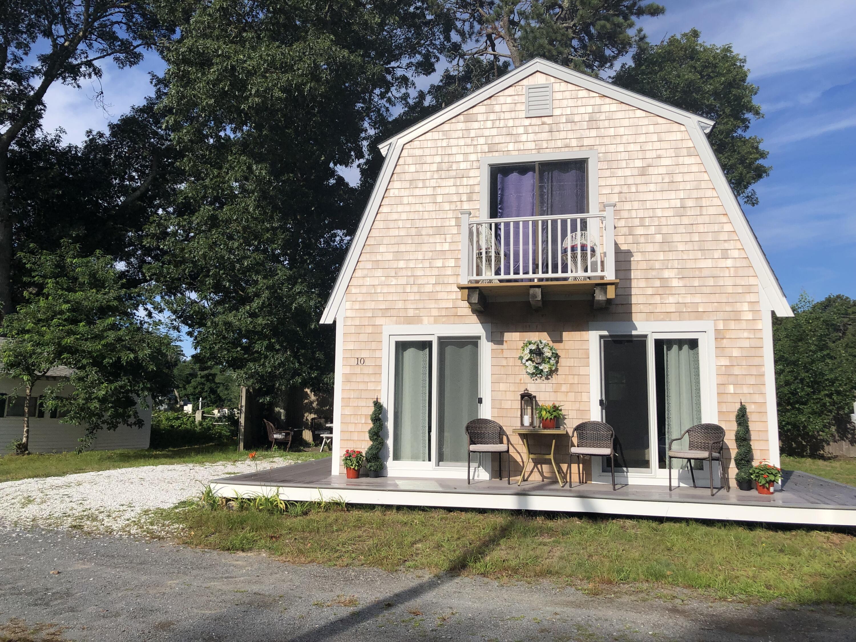 9 Bells Neck Road Harwich MA 02645