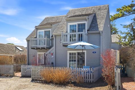 5 Hydrangea Lane Mashpee MA 02649